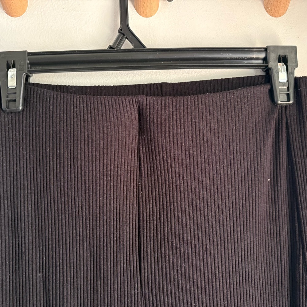 Black Women's Ribbed Pants & Top Set - Picture 3 of 7